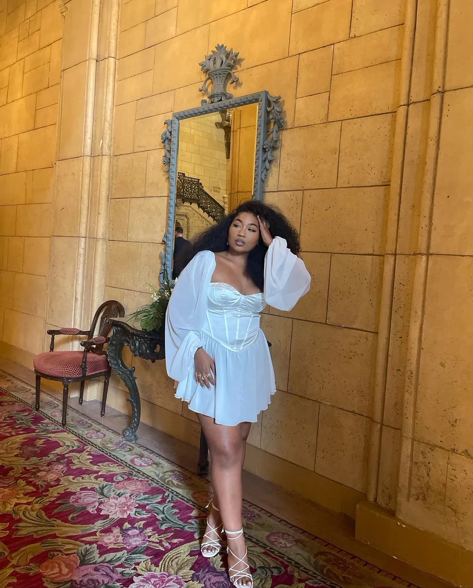 L.A. just wouldn’t be L.A. without moments of glamour… and our guests at The Biltmore Los Angeles are serving them daily. 💫📸 IG: sienna.linda

#Millennium #MyMillennium #BiltmoreLosAngeles #LosAngeles #Biltmore #California #LA #Hotel #Travel #DiscoverLA