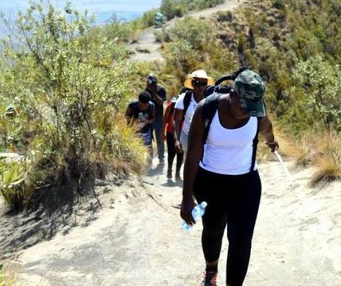 MellatoA's tweet photo. Mt Longonot Day Trip
Date: Sun 18th Sept 2022
Cost: Ksh 1,199/= 
#TembeaAmboseli #DreamAfricaAmboseli #AdventureUnfiltered #travelwithmellato #gainwithmtaaraw #gainwithpoha #gainwiththeepluto #gainwithwestandmugweru #gainwithmchina
#staycation #vacation #explore #travelling https://t.co/IRTcvxCeOG