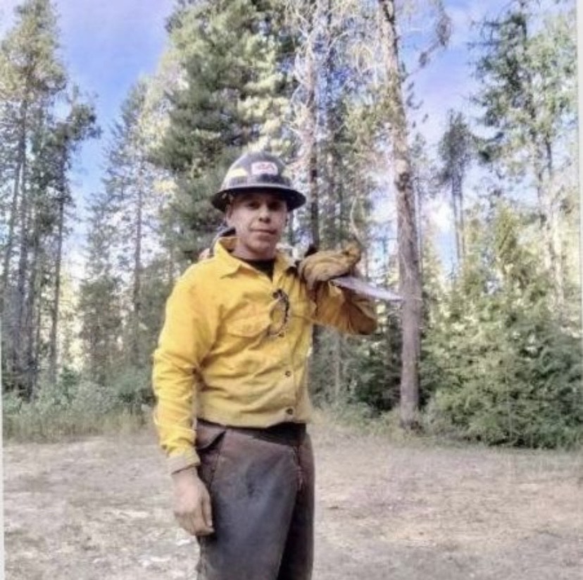 ffrp_ca's tweet photo. So proud of our Crew Members. FFRP Buffalos, Cohort 3 Graduates, and our new Cohort 4 participants are fighting fires in Oregon this Holiday Weekend.
Thank you for your service!!! Strong Work!!! 🙌🏿💪🏿🔥🙏🏿
#RumFire #wildlandfirefighters https://t.co/A3Wn0uPYLw