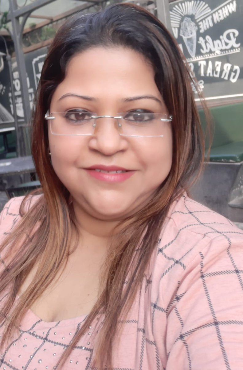 Ushor3's tweet photo. #ushor is thankful to juneli das for her contribution towards 8000 new clothes distribution project of #Durgapuja2022 https://t.co/L6WifBmBxN
