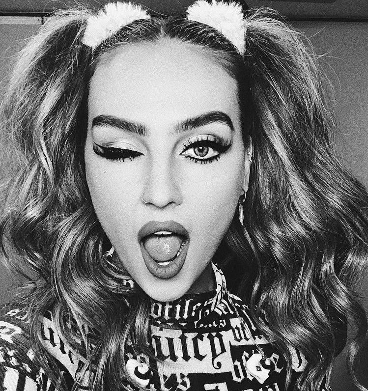 hourly perrie (@pehourly) on Twitter photo 