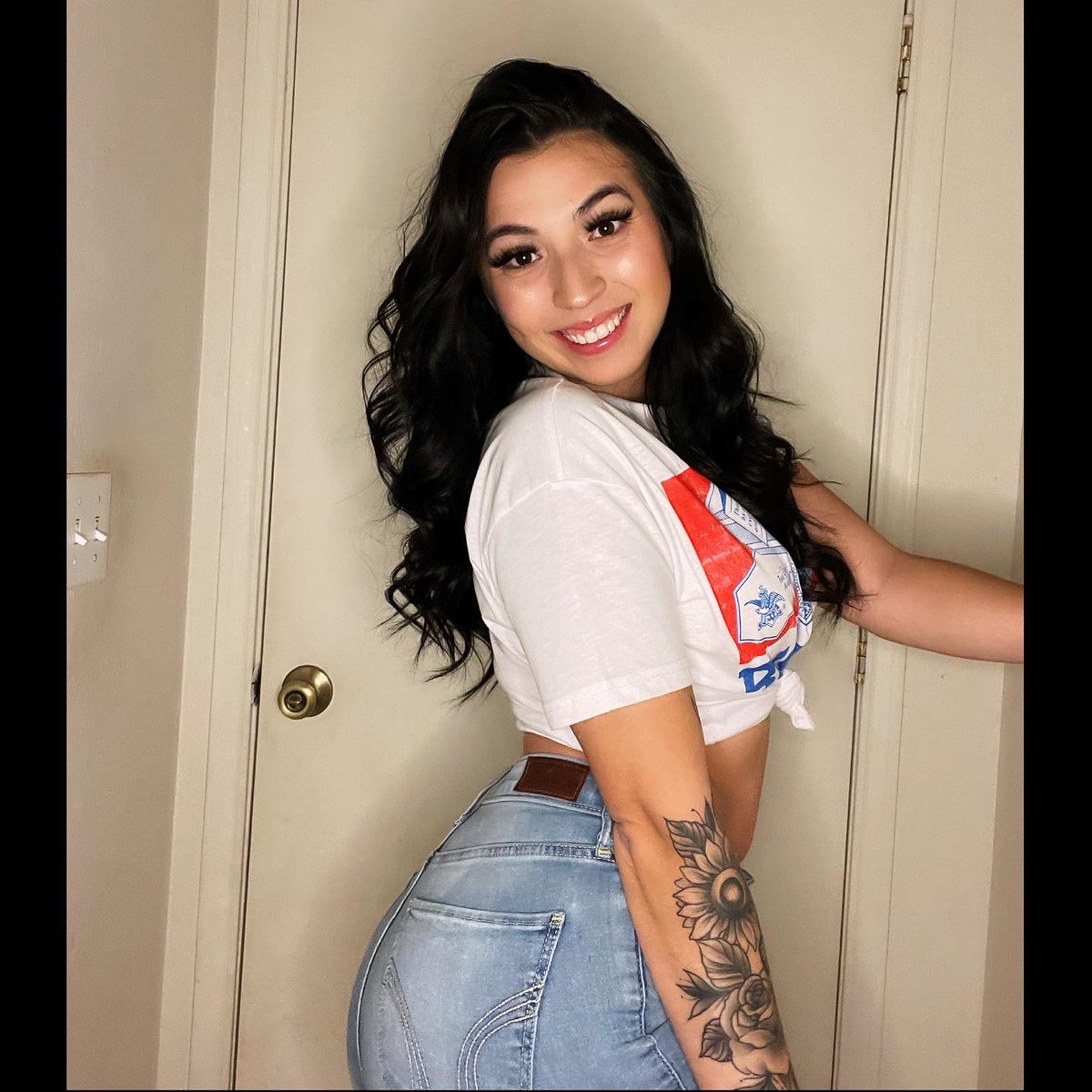 ItsSimplySteph_'s tweet photo. Just here to drop some selfies 🫶🏻 https://t.co/tttjeuwftc