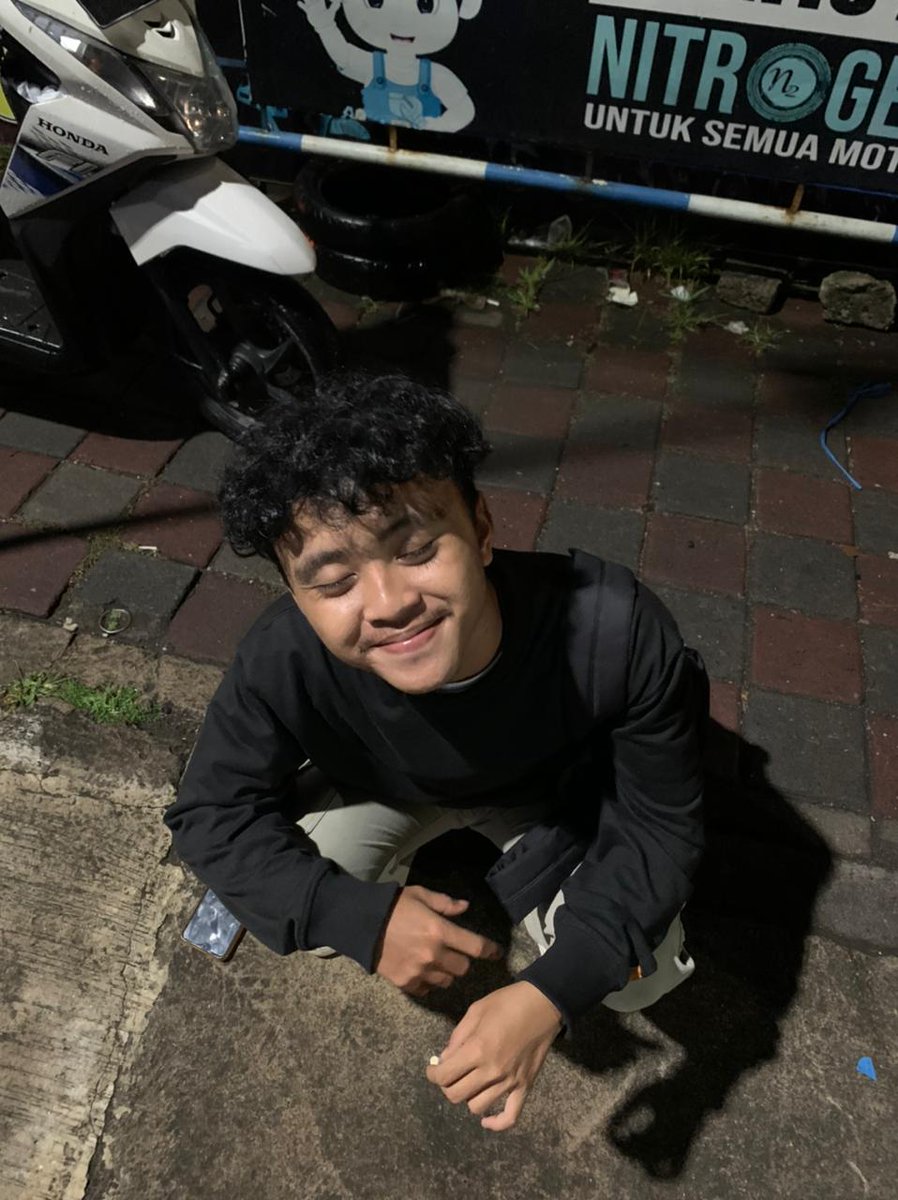 Hidup tidak ada keseriusan #dagelan #ngakakkocak #lelucon #humor @Sunflowerchkw