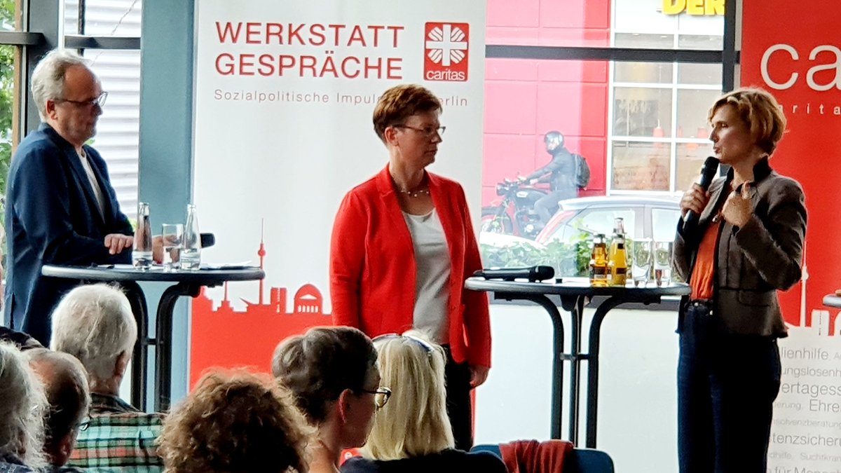 CaritasBerlin's tweet photo. Es reicht nicht, Gelder für Entlastungspakete zu beschließen. Wir brauchen Mittel für Allg. Soziale Beratung, so Ulrike Kostka @CaritasBerlin beim Werkstattgespräch mit @katjakipping https://t.co/IDE5gv8qcB