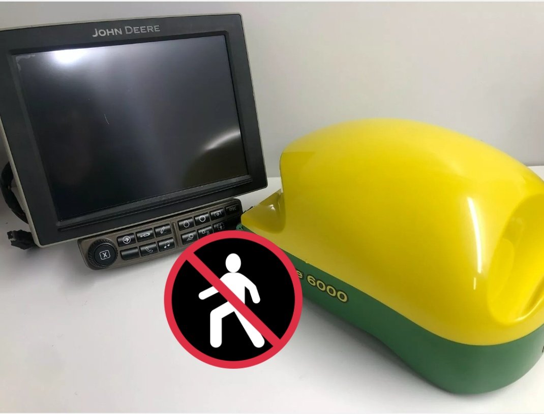 betje's tweet photo. Agrariërs opgelet:vliegt er een drone over je erf of tijdens landwerk, evt icm een onbekende (bestel) auto rond boerderij/erf. Let op:Gevolg kan zijn dat je GPS systeem maanden(!) later gestolen wordt.Tip:drone kan niet zoveel hebben en bewaar beelden van onbekende auto's >1jr https://t.co/vDulHYSeai