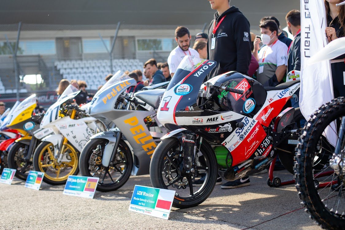 LemWroclaw's tweet photo. Throwback ⚡️🏍
#LEMwroclaw #LEMphoton #electric https://t.co/MGCu5xnI0h