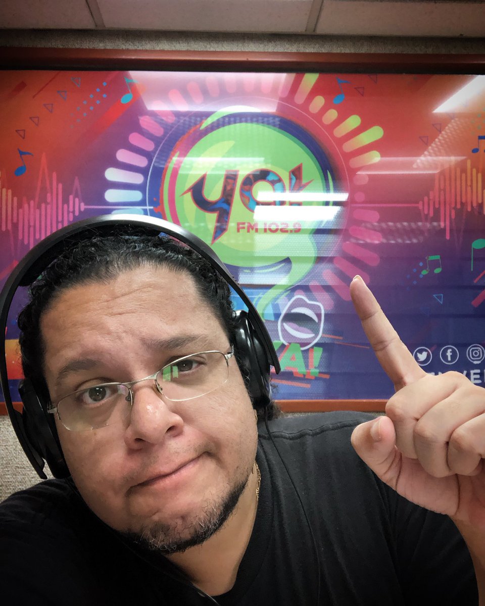 yafmveracruz's tweet photo. Lunes y es momento que te actives con @lord_byron82 al aire🎙📻📱🔥 #Lunes #FeelTheMusic #Veracruz #Radio #ByronLocutor #Activate #YoescuchoYaFM https://t.co/0DgdEpHZLv