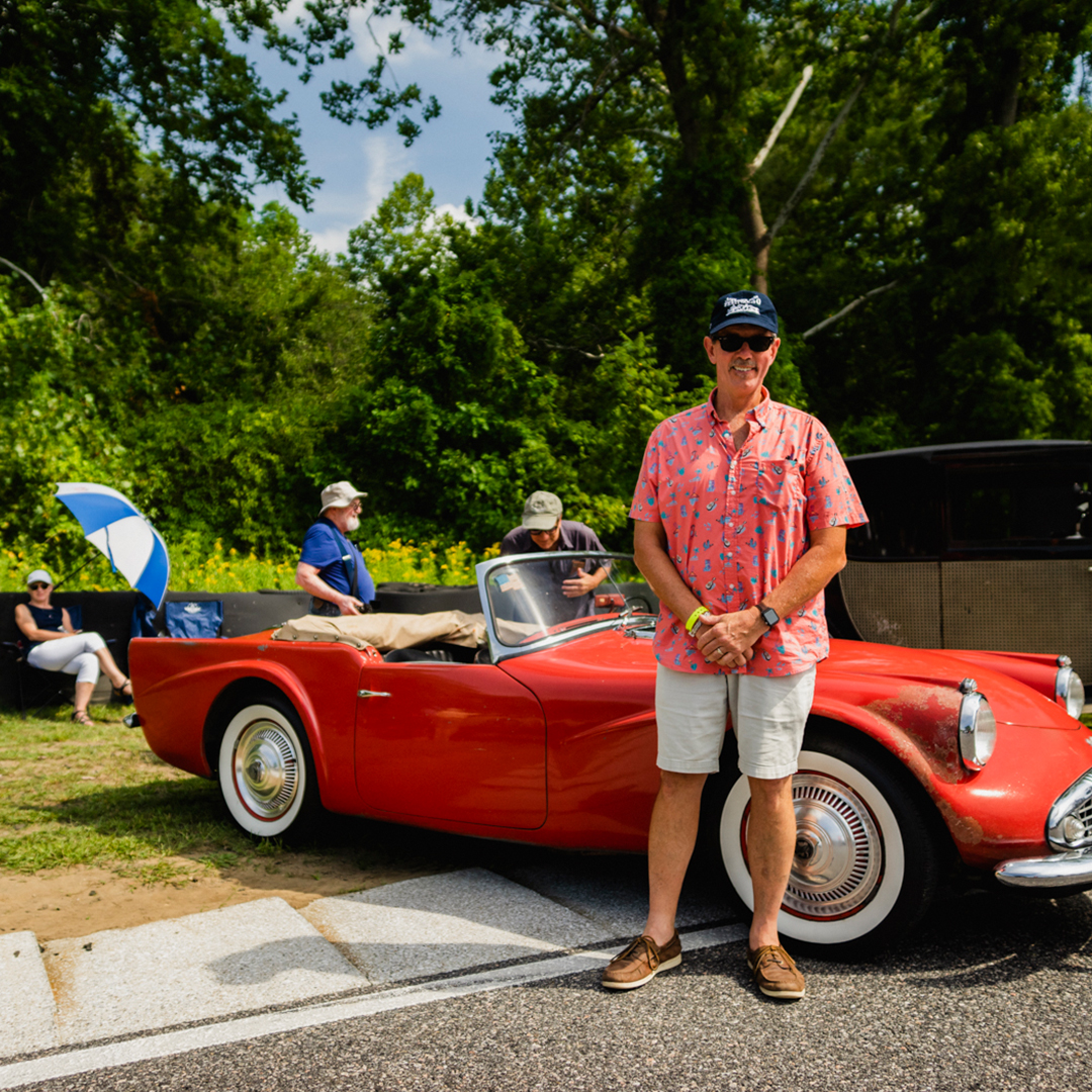 PistonFound's tweet photo. People, not cars, are the heart of the car community. 
#limerockpark #limerockhistoricfestival https://t.co/j7bgf95Wvn