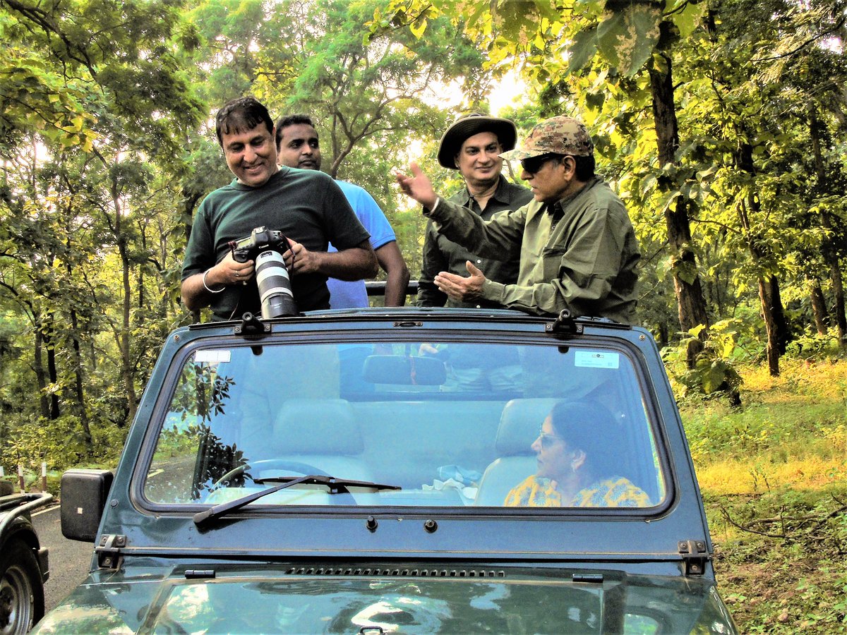 DINKAR'S WILDLIFE PHOTOGRAPHY!
youtu.be/2_FgaoksdM4
#wildlife 
#wildlifephotography 
#ThePhotoHour 
#animals 
<a href="/pargaien/">Mohan Pargaien IFS🇮🇳</a> 
<a href="/WWF_tigers/">WWF Tigers</a> 
<a href="/CCFSurat/">Surat Forest Circle</a> 
<a href="/ArunForests/">Dept. of Environment, Forest & Climate Change, AP</a> 
<a href="/ShobhaMookerje1/">The Animal Lover</a> 
<a href="/Bandipur_TR/">Bandipur Tiger Reserve</a> 
<a href="/Bandipur_TR/">Bandipur Tiger Reserve</a> 
<a href="/RanthamboreTig2/">Ranthambore Tiger Reserve 🐅</a> 
<a href="/WWFINDIA/">WWF-India</a> 
<a href="/PenchJungleRes/">Pench Jungle Camp</a> 
<a href="/RailMinIndia/">Ministry of Railways</a>