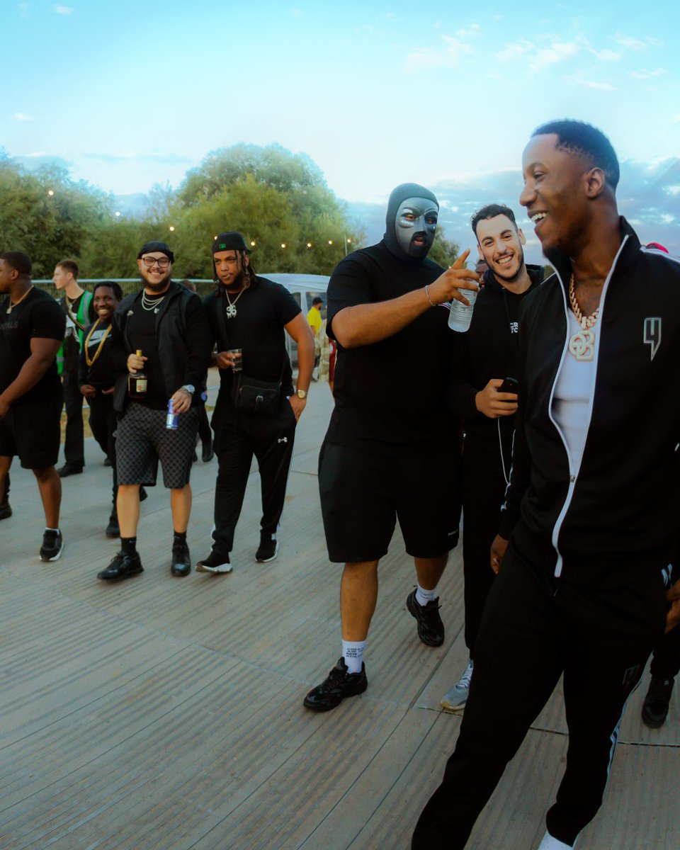 .<a href="/PotterPayper/">Potter Payper</a>, <a href="/mhuncho/">HUNCHO SINATRA</a> and more moments before his set at <a href="/OfficialRandL/">Reading & Leeds Fest</a>. 💥