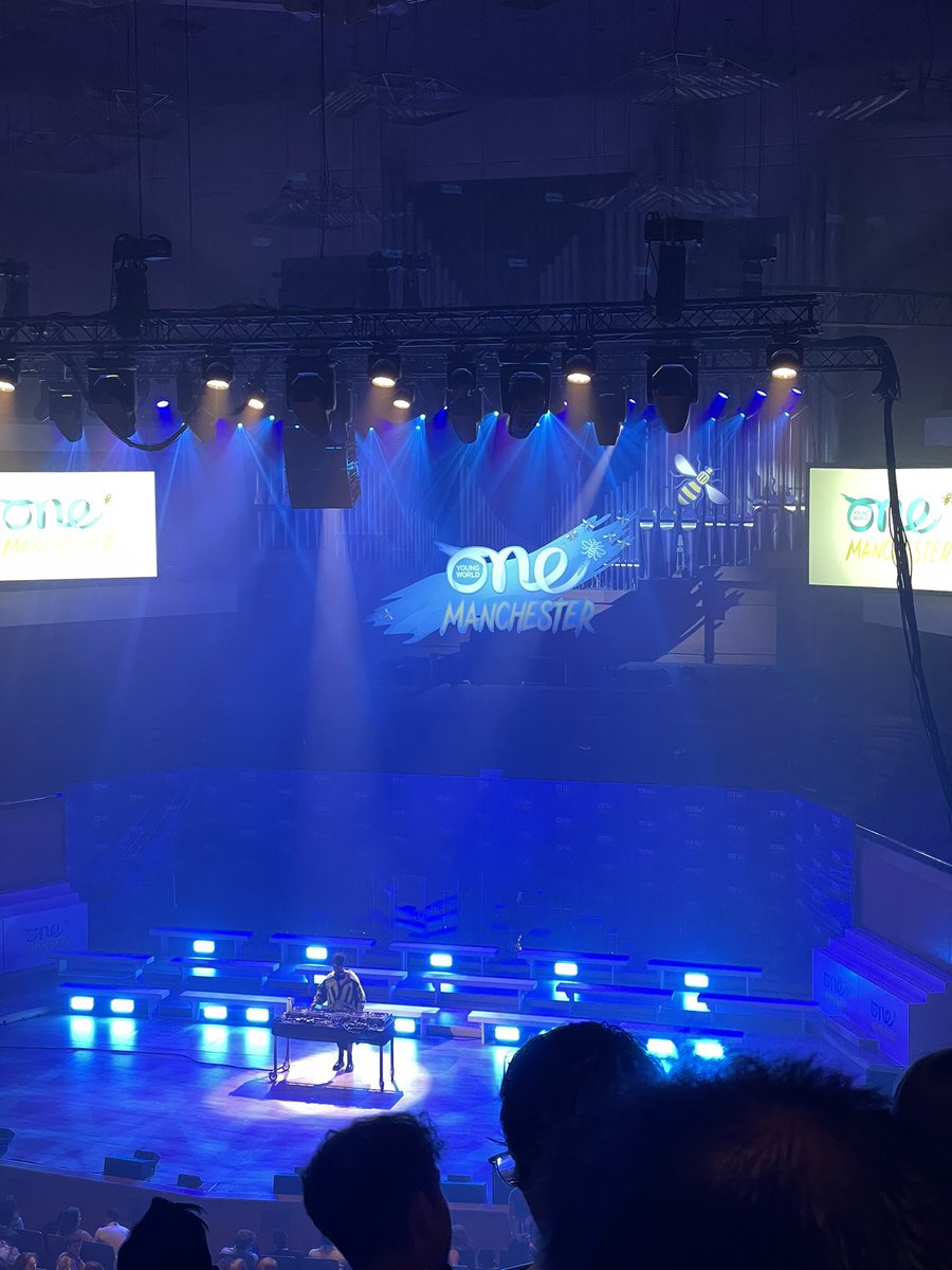 gelaminas's tweet photo. Back in @OneYoungWorld 🥰 10 years after my last summit (!) Loved the opening spoken world poetry, lots of talented young people performing, and @lemnsissay on stage! I love especially that it’s in #Manchester 🐝 🤍 https://t.co/CE62dR9aNn