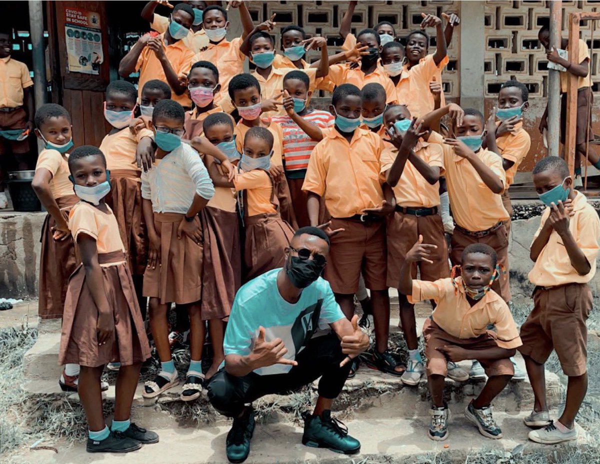 TeacherKwadwo's tweet photo. I made TEACHING(especially in village) so ATTRACTIVE that,I became ”THEIR” number one enemy.😎

They said I was doing more than the DCE &amp; then District Director so I was claiming all the attention. 

I hope “THEY” are happy now. Abayifoɔ asefoɔ! 😂

#FixGES! https://t.co/81fijV18KZ