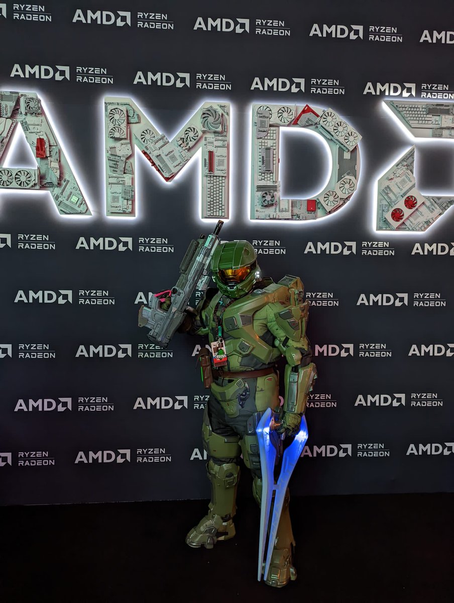 AMDGaming's tweet photo. It's the last day of @PAX West! Come see #AMDatPAX in Booth 617 to check out the best ways to #GameOnAMD, demo #LiesOfP, enter our last call giveaways, and more! https://t.co/L1xb5ZZC8x