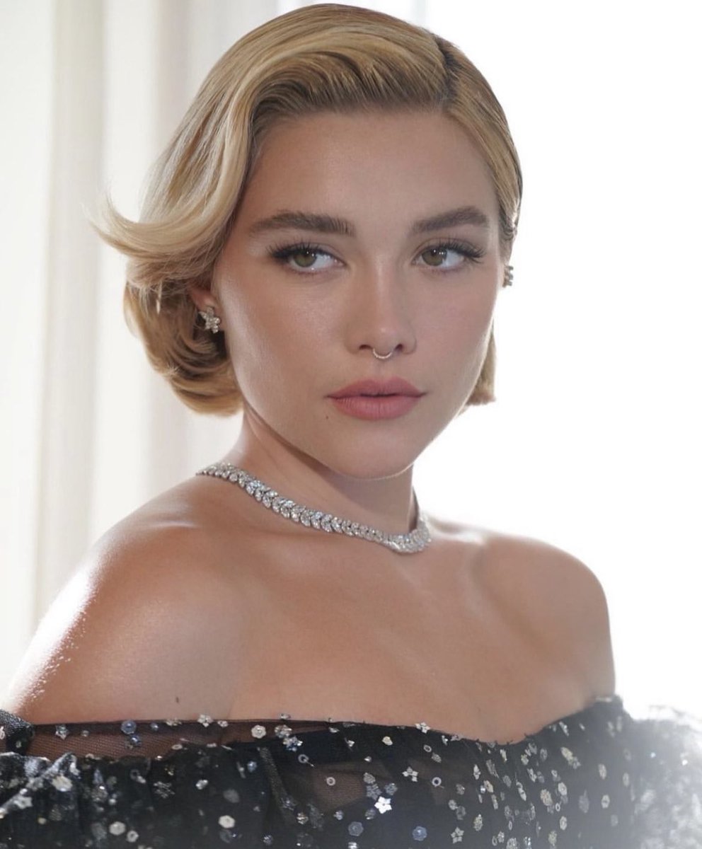hsvibez13's tweet photo. A FLORENCE NESSA FOTO https://t.co/LVpz7zBiOr