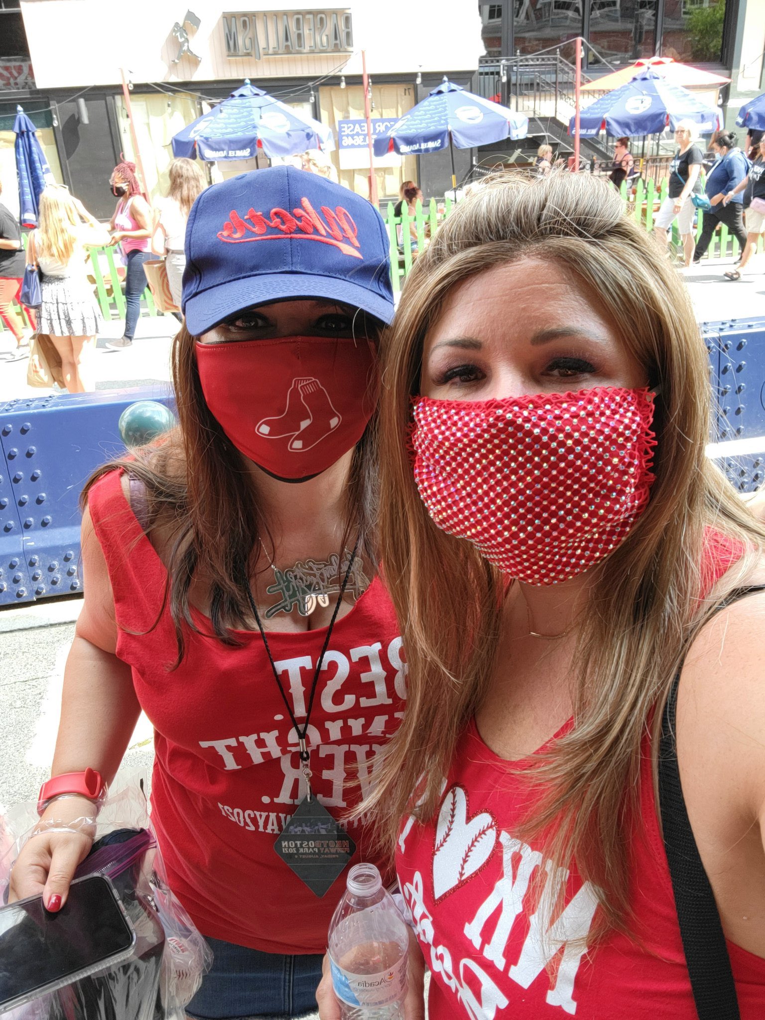  Happy birthday, Amanda! Hope you have an amazing day!    