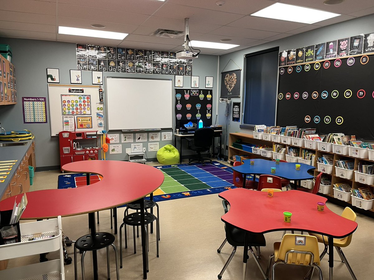 MissKBourque's tweet photo. This cozy little Kindergarten classroom is all ready to welcome seven littles to school for the first time tomorrow. I’m excited for all the fun we’ll have and memories we’ll make in this room together throughout the year. 🥰 https://t.co/cKNfZK4YLh