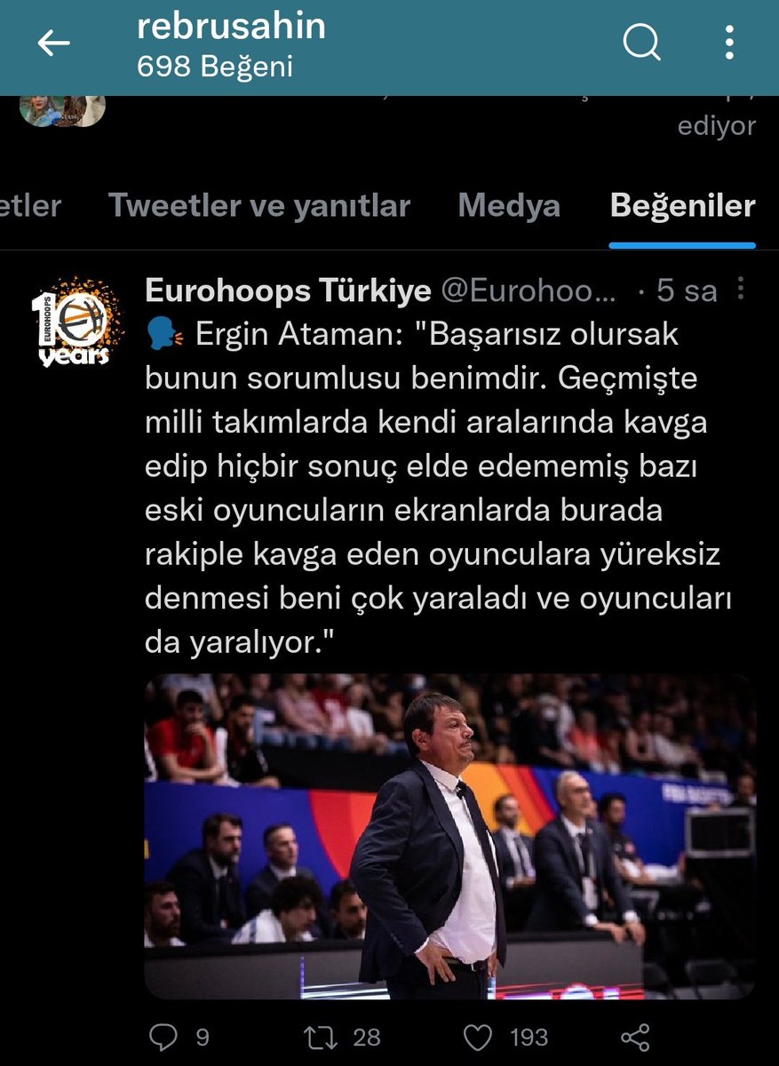 DelirdikYine's tweet photo. Eşinin yaşadıklarının en yakın şahidi. Bu bize yansıyan kadarı tabi. Aşklarından aldıkları güçle birbirlerine tutunmaları 🧡 @rebrusahin 
#EbruŞahin https://t.co/W32zf5zfhX