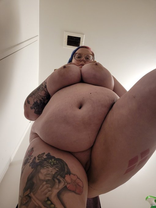Oh I didn't see you there #happybirthday #birthdaysuit #bbw #feedeegirl #feedeebelly #giant #giantesspov<a href="/tag/happybirthday"class="tags">#happybirthday</a><a href="/tag/birthdaysuit"class="tags">#birthdaysuit</a><a href="/tag/bbw"class="tags"><span>#bbw</span></a><a href="/tag/giant"class="tags"><span>#giant</span></a><a href="/tag/giantesspov"class="tags"><span>#giantesspov</span></a><a href="/tag/feedeegirl"class="tags"><span>#feedeegirl</span></a><a href="/tag/feedeeb"class="tags"><span>#feedeeb</span></a>