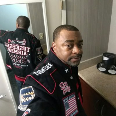 TheRealAeroEng's tweet photo. #NewProfilePic https://t.co/eZ8Bj9Gp8s