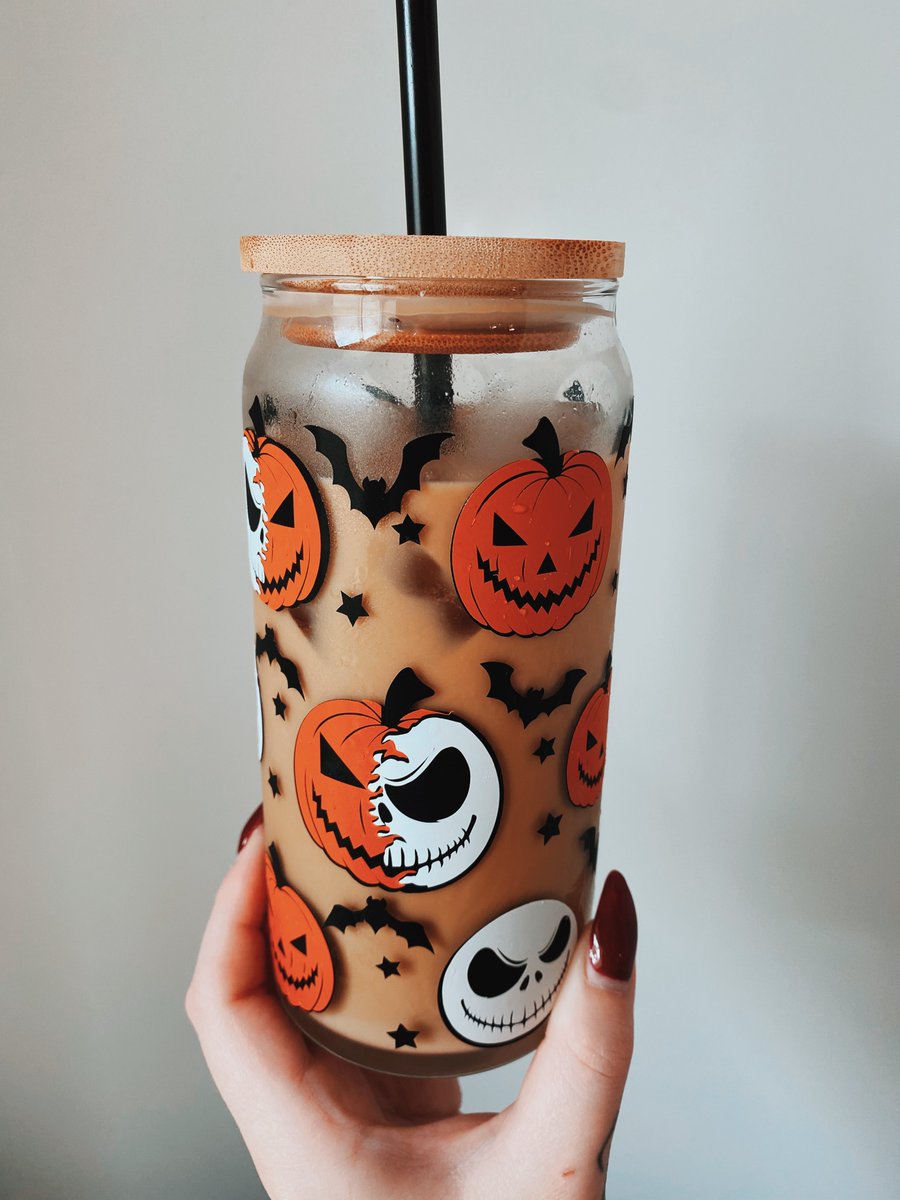caitelle1's tweet photo. the pumpkin king! https://t.co/mqiOYdnq2U