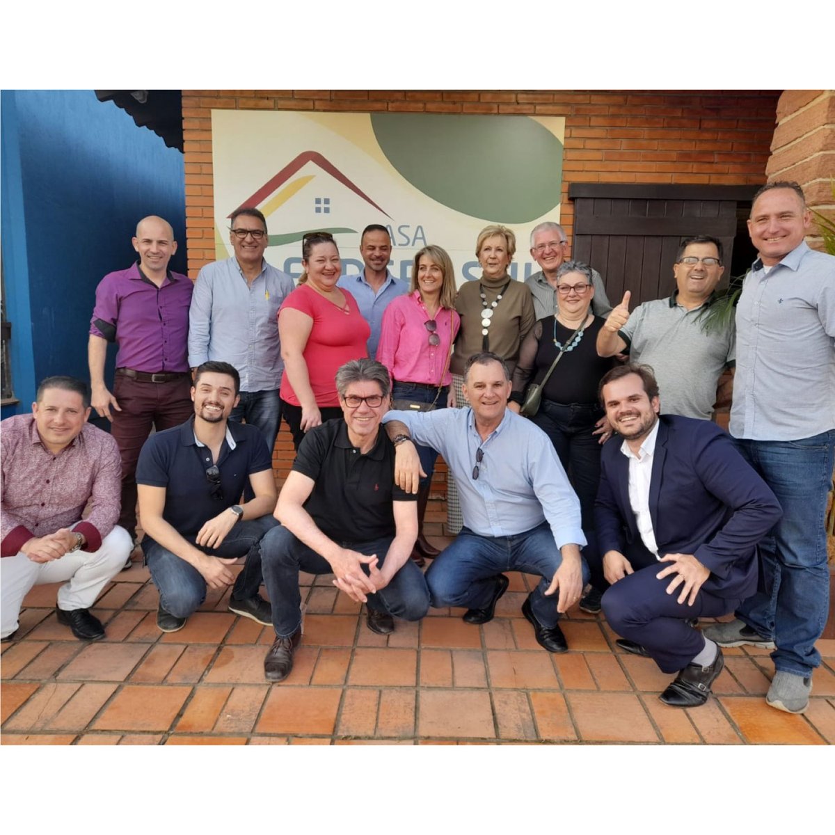 _federasul's tweet image. Regionais Caí, Vale e Metropolitana na Casa FEDERASUL.

No sexto dia da feira, a confraternização otimista das filiadas.

Leia mais em: instagram.com/p/CiIi50GLvEf/…

#federasul95anos
#expointer2022