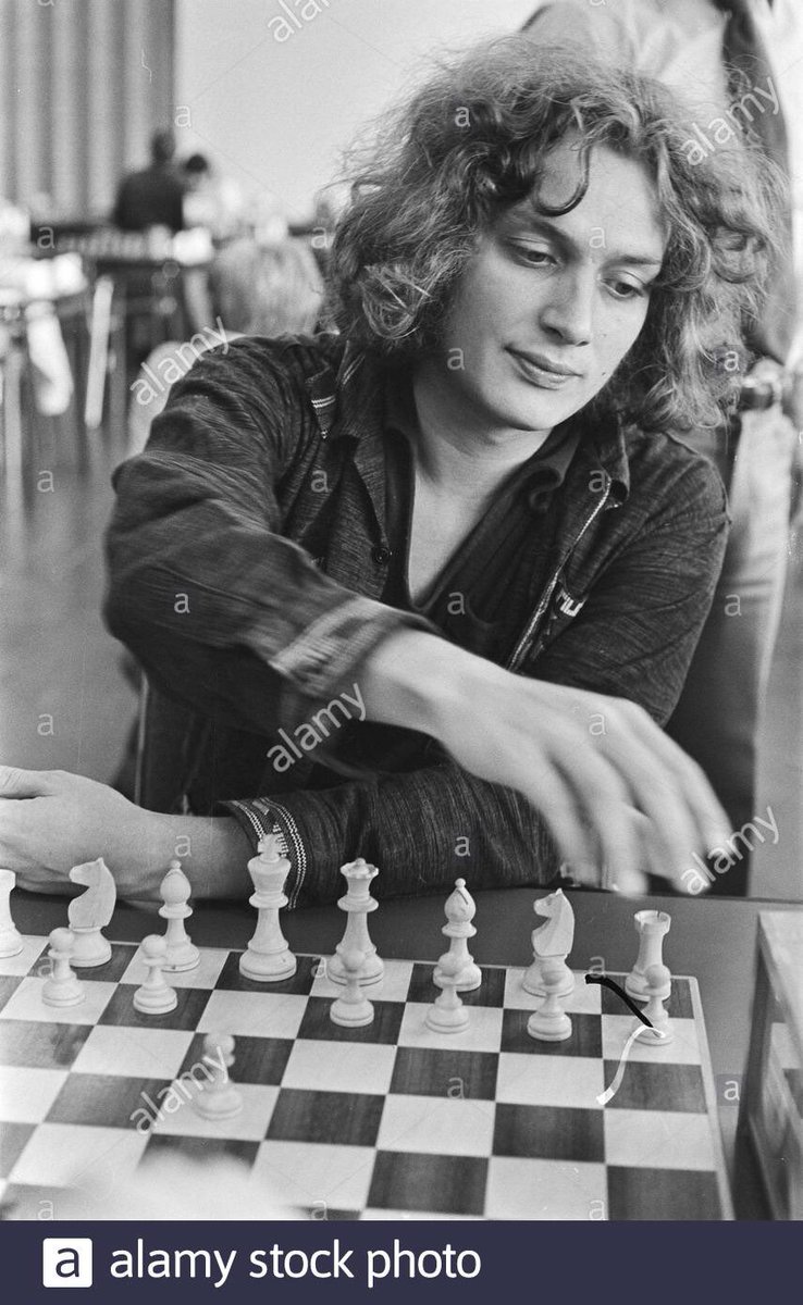 Chessincolour's tweet image. This hunk of man is the main reason I’ve grown out my hair. Still waiting for it to make me a top GM though. Anyone know who it is? #chessgoals