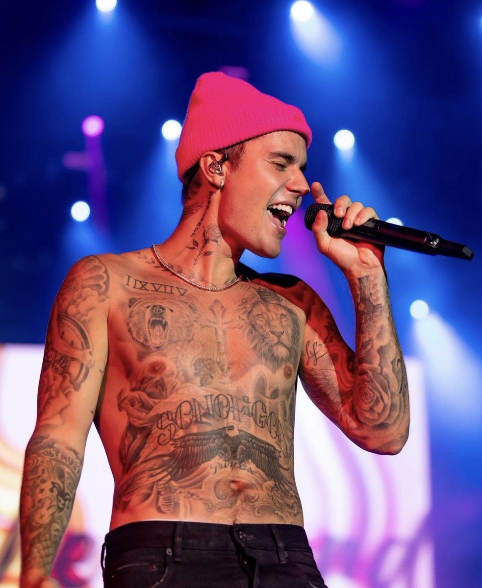 biebernovidade's tweet photo. Justin publicou "Te amo Rio." 🇧🇷 https://t.co/VxAHbozeCN