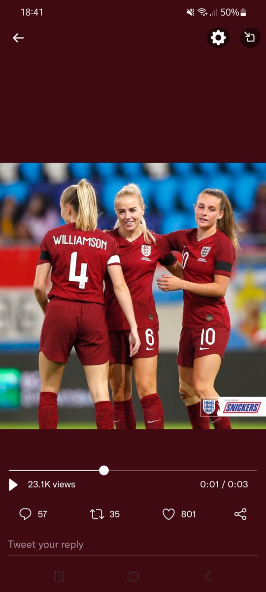 KerrieShort4's tweet photo. @Lionesses @SNICKERSUK 😀💪🏻👀 https://t.co/bLuAznYdbc