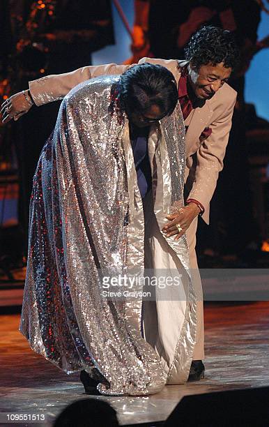 analgesicsleep's tweet photo. James Brown and his longtime emcee and “Cape Man” Danny Ray
#95Playlist #JamesBrown #DannyRay https://t.co/bVlvbhGCIT