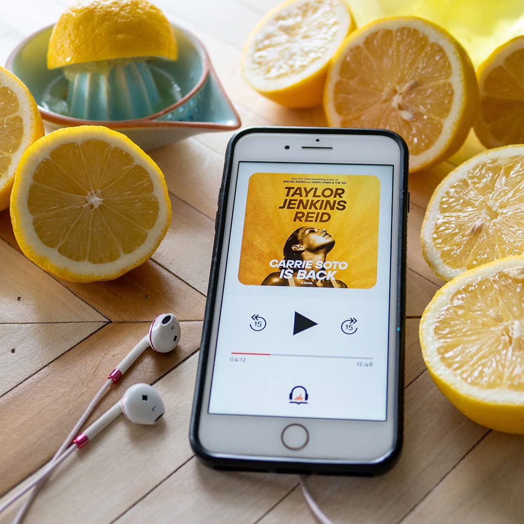 “An epic adventure about a female athlete perhaps past her prime, brought back to the tennis court for one last grand slam” (Elle), from the New York Times bestselling author, <a href="/tjenkinsreid/">TJR NEWS ONLY</a> 🎾 #BooksThatPlay

CARRIE SOTO IS BACK, read by a full cast: bit.ly/3R5vGC3