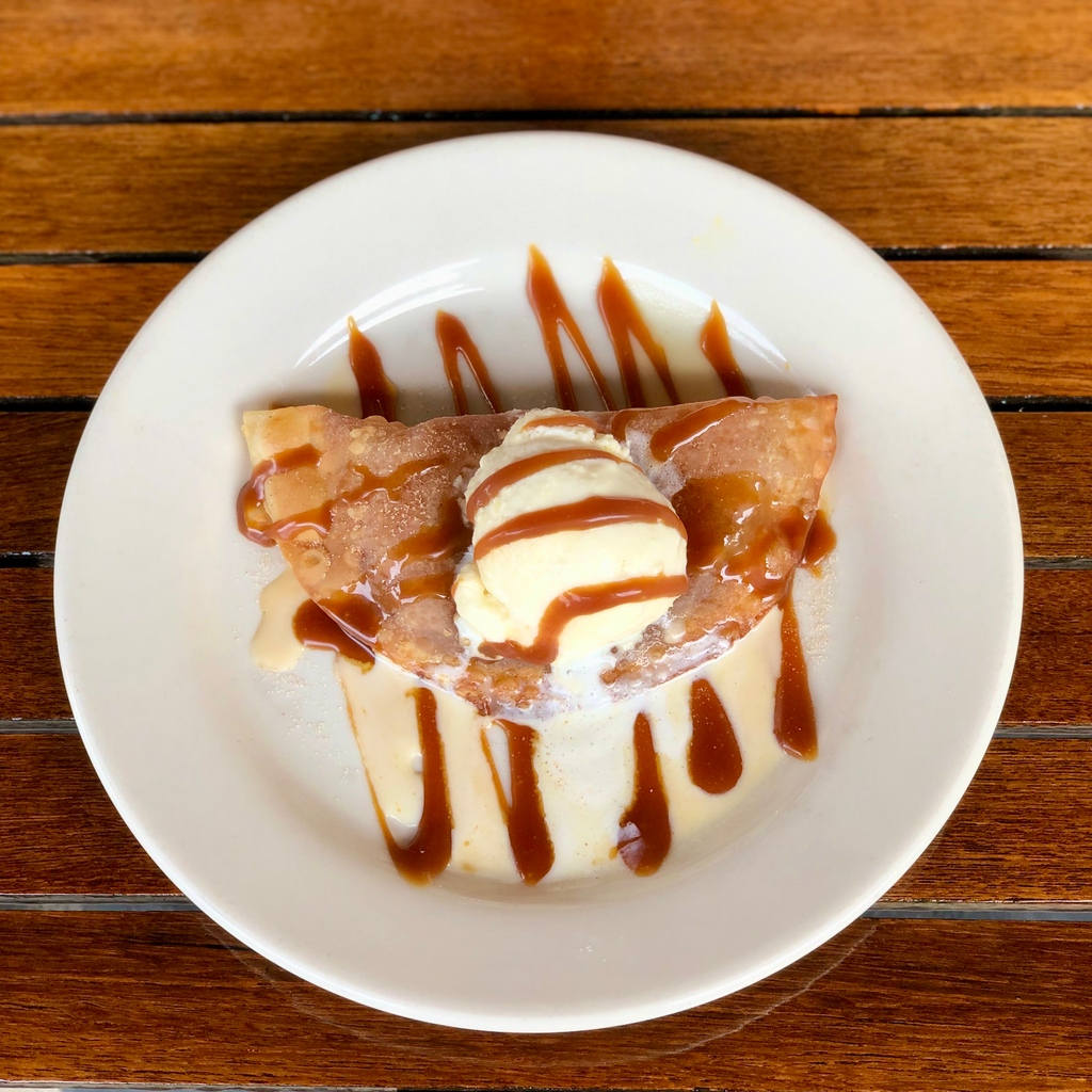 Happy Labor Day, Raleigh! We're open regular hours today and have a few end-of-summer specials to sweeten up your #LDW:

🍑 Peach Hand Pie
💙 Blueberry Cornbread
🥭 Mango Ice Cream

We wish you a safe and happy holiday weekend! 🇺🇸