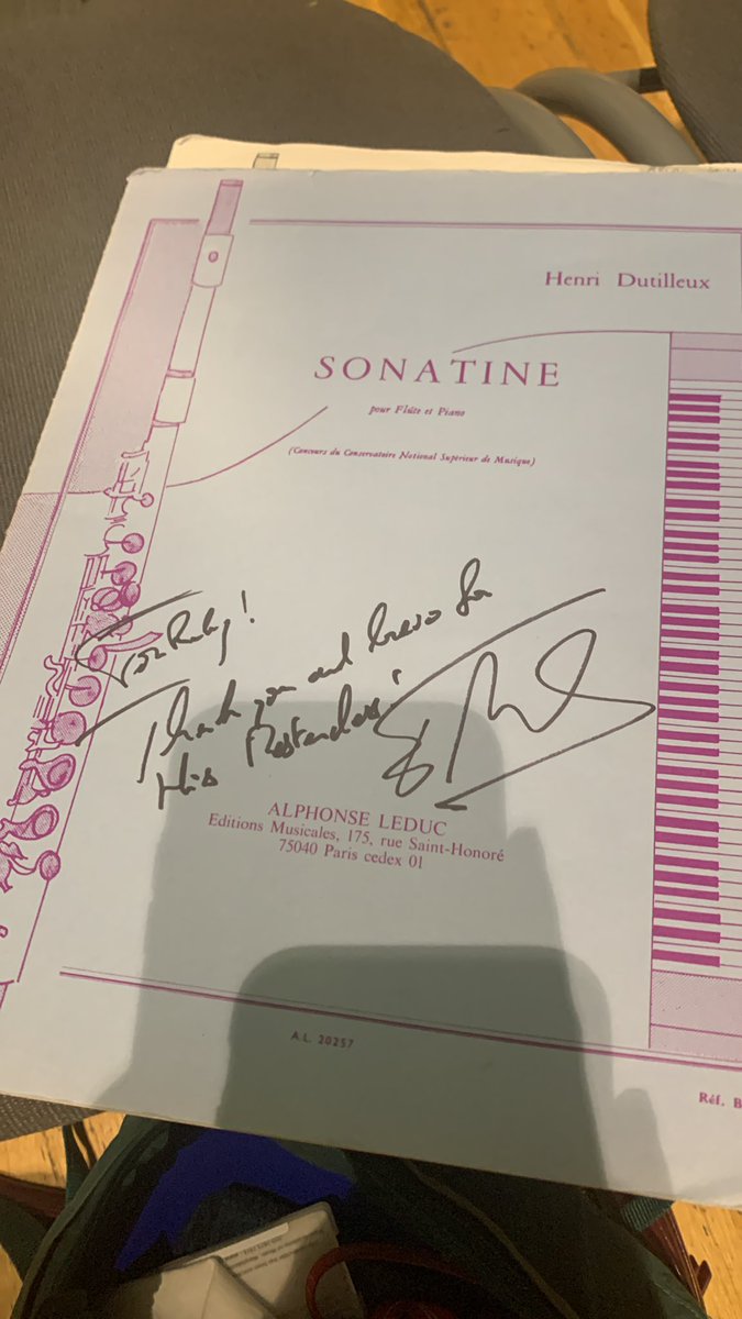 rubyflute's tweet photo. A pinch-me moment today to play for the living legend that is Emmanuel Pahud - never did I ever think I’d have such a privilege. I learned so much in those 35 minutes 😱🤩 And a big thank you to our head of woodwind Fraser for the photo!! https://t.co/CWRhxvBEqS