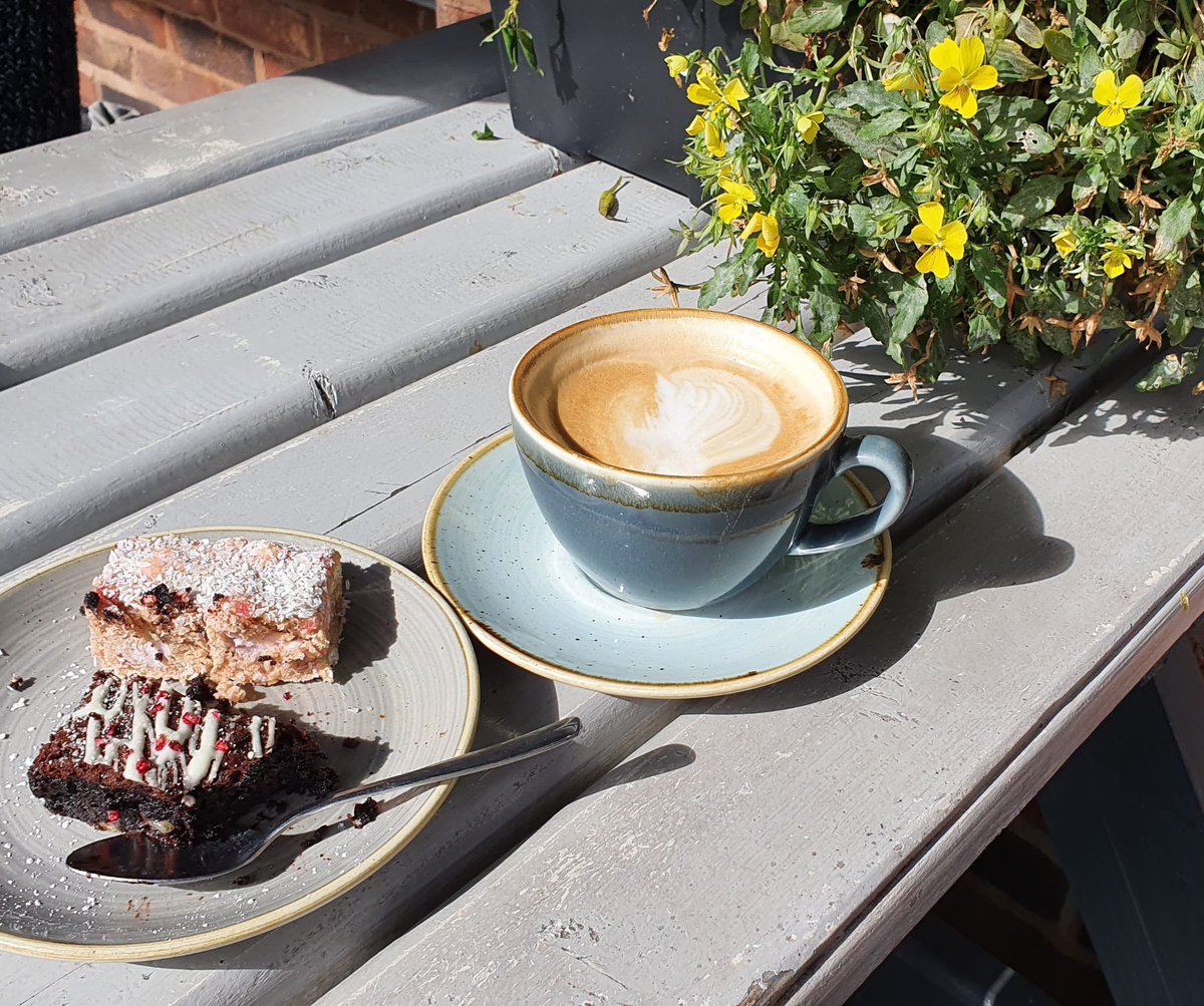 THECALL1111's tweet photo. Beautiful day in Ireland for a coffee date out! ☕️❤️ #coffee #date #music #life #pretty #sunny #food #buns #coffee shop #fun #happy https://t.co/8zxCujzBvZ