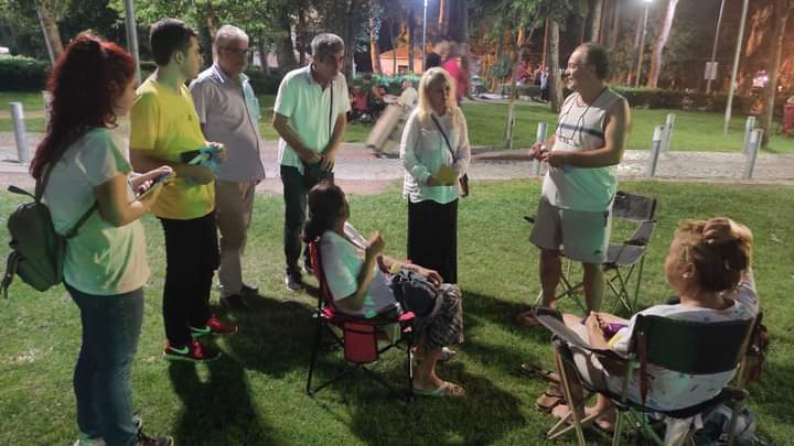 iyipartibuca35's tweet photo. Buca Hasanağa Bahçemizde Bucalı aileleri ziyaret edip İYİ Partimizin projelerini anlattık,sohbet ettik.Arkadaşlarımızla  birlikte hoşsohbet bir akşam geçirdik.
Herdaim Milletle birlikteyiz.
@meral_aksener 
@iyiparti ☀️🇹🇷 https://t.co/oaQZde3Ueh