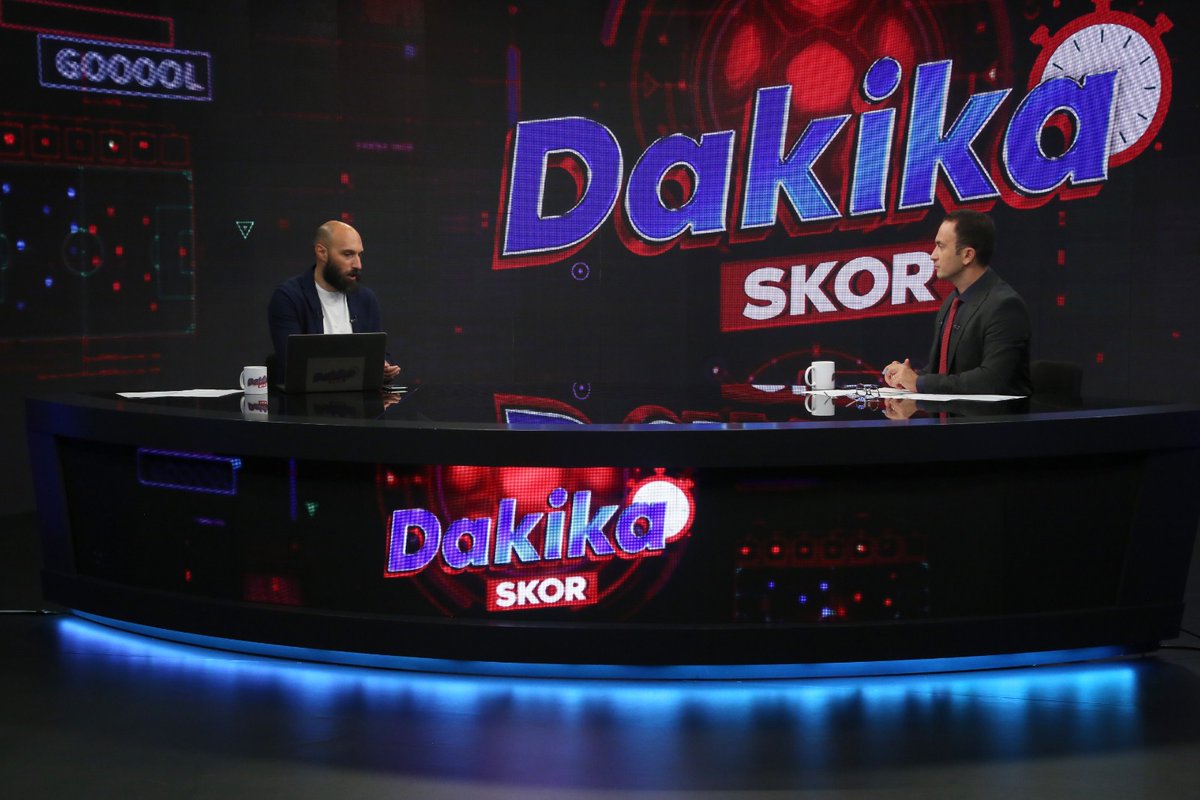 #DakikaSkor, <a href="/MMMuratoglu/">Müjdat Mustafa Muratoğlu</a>’nun sunumu ve <a href="/ekehale/">engin kehale</a>’nin yorumlarıyla şimdi canlı yayınla TV8,5'ta. <a href="/TV8Bucuk/">TV8Buçuk</a>