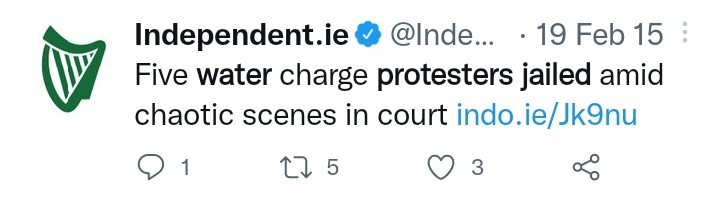 DerekJByrne45's tweet photo. When #WaterProtesters were jailed for breaching an injunction the #MediaWhores didn't say it was over a Row with #Irishwater no it was chaotic scenes &amp; they wonder why they're gettin pulled over how they portray Bigot Enoch Burke. He's no Martyr for any cause just a hateful C*** https://t.co/nXWtHTtxA2