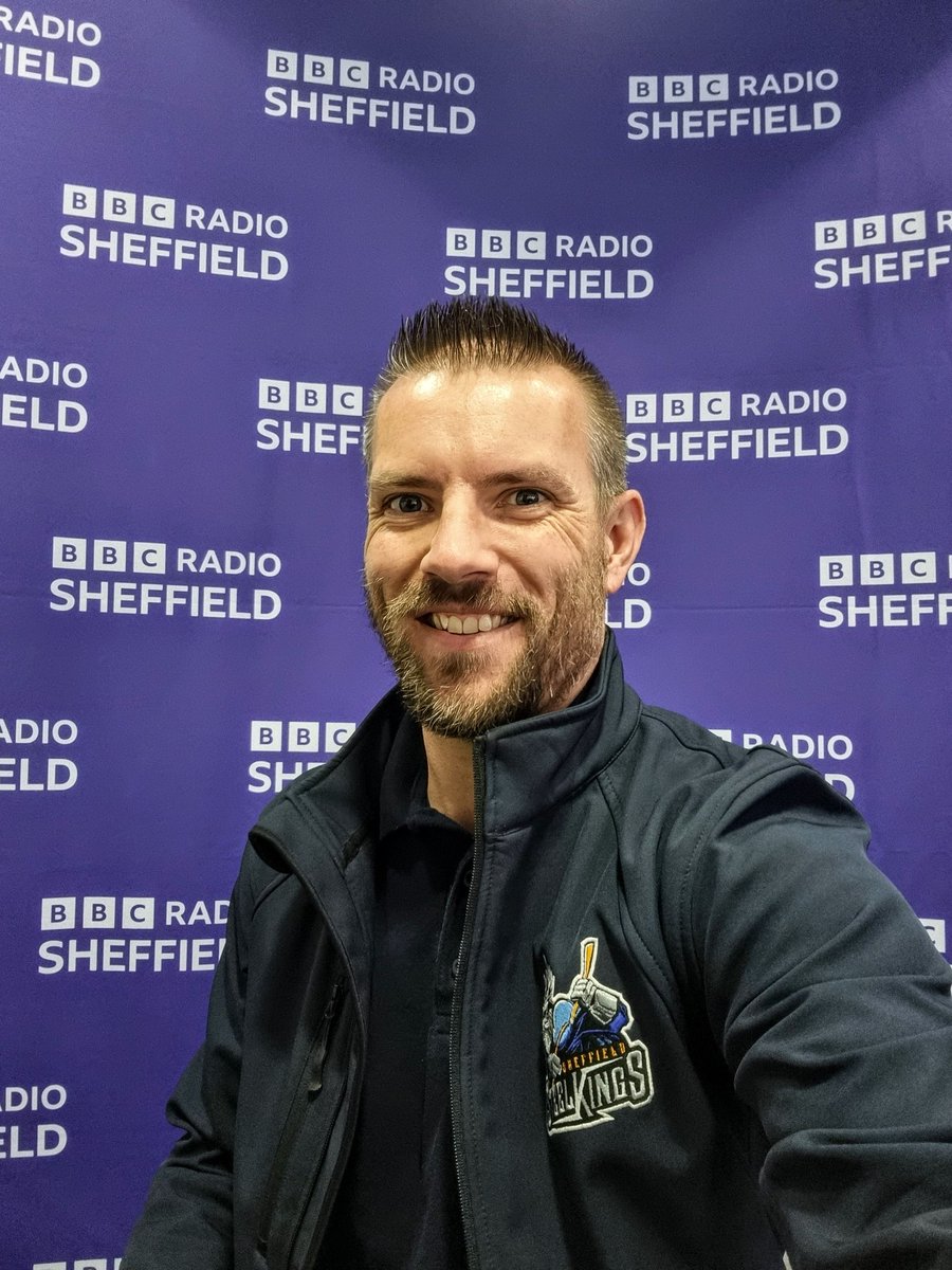 On <a href="/BBCSheffield/">BBC Sheffield</a> tonight talking about the <a href="/SteelkingsPIH/">Sheffield Steelkings Para Ice Hockey Club</a>, the British #ParaIceHockey League Playoff Weekend and everything else to do with the sport.

Tune in now

😊🏒👑📻 
<a href="/footballheaven/">Football Heaven</a>