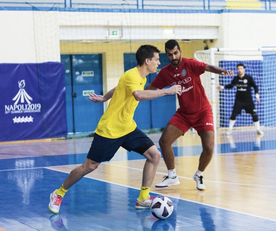 ASantosFutsal's tweet photo. Continuiamo con la preparazione per una nuova stagione 🟡🔵💪🏻 @realsangiuseppe 

@JomaItalia 
@ProneoSports 

#calcioa5 #futsal #pretemporada #halareal #seriea https://t.co/GbNTLsRir1
