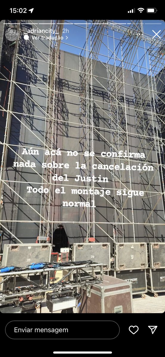 Amandacastro3's tweet photo. Pessoal da montagem do show do JB no chile disse que não tão sabendo de nada do cancelamento e as montagens seguem normalmente! RESPIRANDO ALIVIADA! #JusticeWorldTour #justen #hailey #justinbieber https://t.co/L3UPn4oIcX
