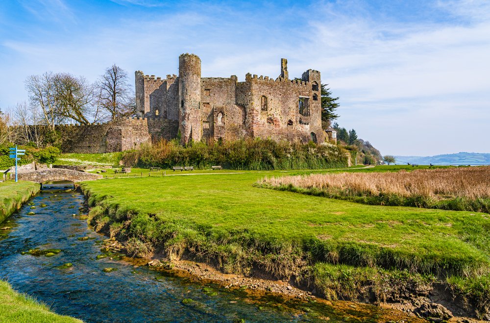 If you're looking for somewhere slightly further afield than our usual suggestions then we would definitely recommend visiting the beautiful Laugharne Castle, which is a 40 minute drive from our resort... a striking Grade I building on a spot with over 900 years of history!