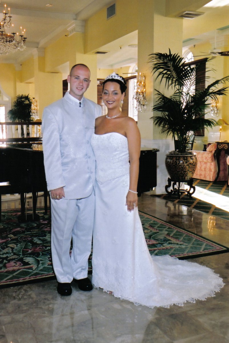 PeriodPanteez's tweet photo. Happy Birthday in Heaven, Sissy's Babydoll!  You will always be THE BEST baby brother, best friend and best human being I'll ever know!  We have "the shine", as you'd ALWAYS say, and that will be the case for all eternity!  #love #life #labordayweekend #mybaby https://t.co/VfYjAtbLM8