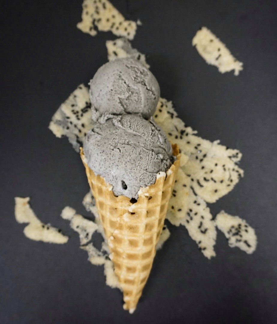 mdiicecreamdc's tweet photo. 📣Another new flavor 🚨

Black Sesame: Freshly toasted black sesame seeds flavor this unique nutty ice cream inspired by our store offerings in Matsumoto, Japan. 

We are open at 1 today!

#blacksesameicecream #blacksesame #icecream #washingtondc #bestofdc #yelpdc https://t.co/TloxFQn7M4