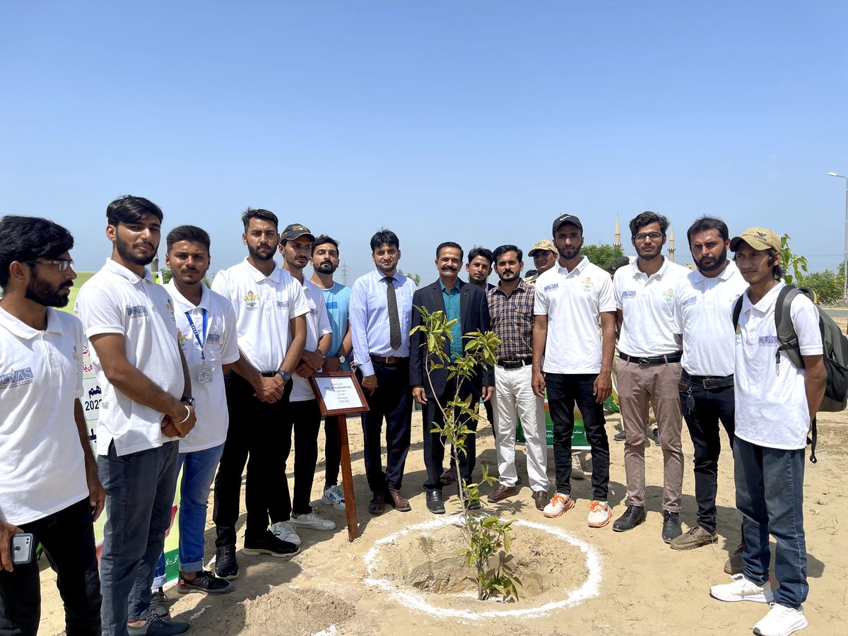 CUVASScouts's tweet photo. CUVAS BWP held a tree plantation drive. The students and CUVASCOUT are well aware global citizens who understand their responsibilities towards their environment and community. It is hoped that their efforts encourage more youngster to participate in such activates.
#Cuvas https://t.co/NUlnuh6Ulu