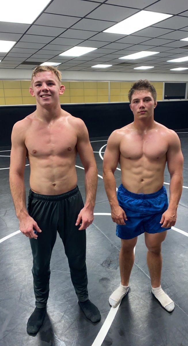 Great to see @carteryoung110 and @cooperevans106 putting some work in last night! Good luck to both of these guys this coming season! @casc_wrestling @CowboyWrestling @wrestlejags @stwwrestling @whccevans @ciyoung2012 @CTYoung1