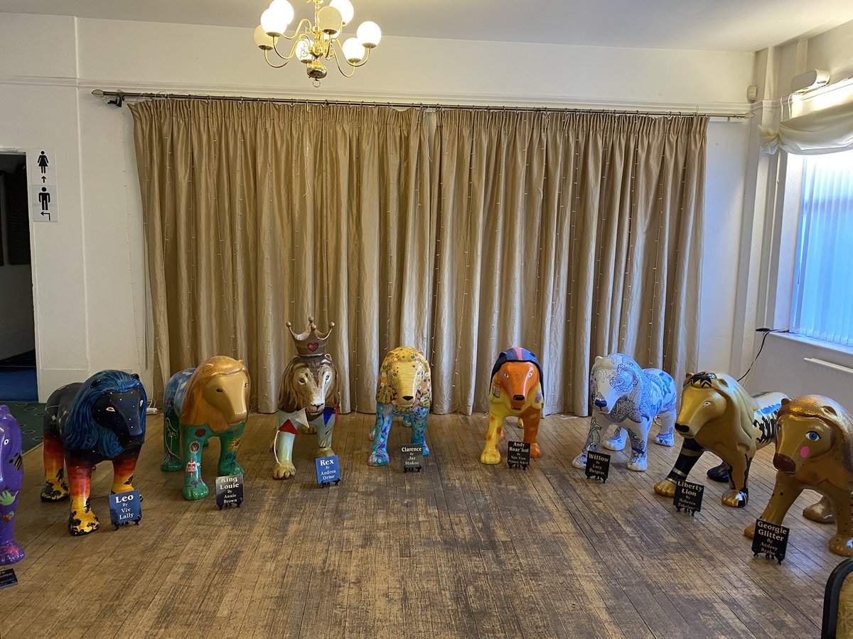 PostNewsGM's tweet photo. A Pride of Reddish Lions waiting for new homes!
#ReddishRoaring #CharityAuction https://t.co/VYFmeuo7DM