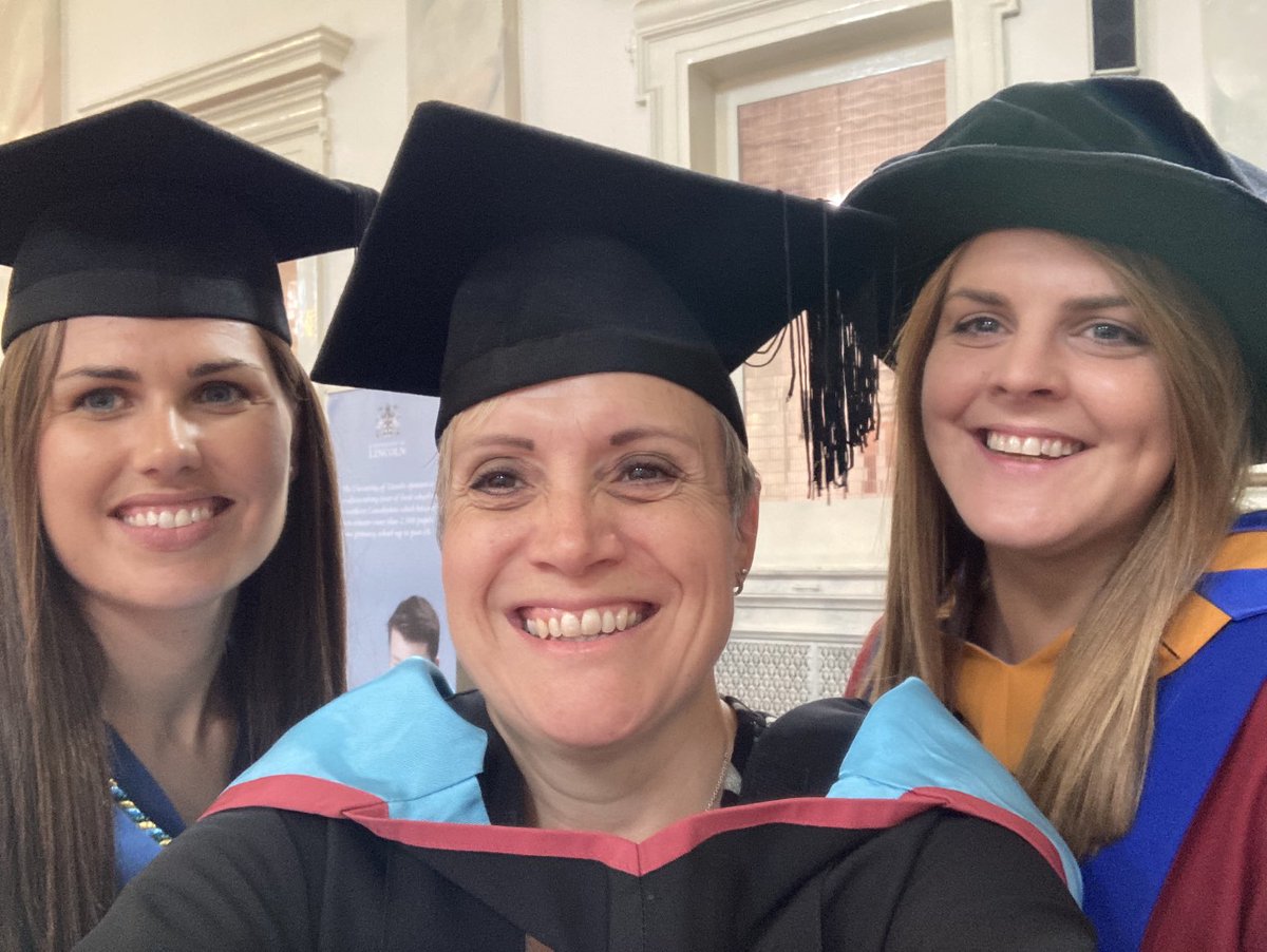 What an absolute privilege it is to share in the year 3 BSc (Hons) PE &amp; Sport graduation ceremony at Lincoln Cathedral!  Very proud of all of them! ⁦<a href="/LincolnSportEx/">Sport Science at Lincoln</a>⁩ ⁦<a href="/MelBargh/">Mel Bargh PhD</a>⁩ ⁦<a href="/MichelleManby/">Michelle Manby</a>⁩ ⁦<a href="/donna_windard/">Dr Donna Windard</a>⁩