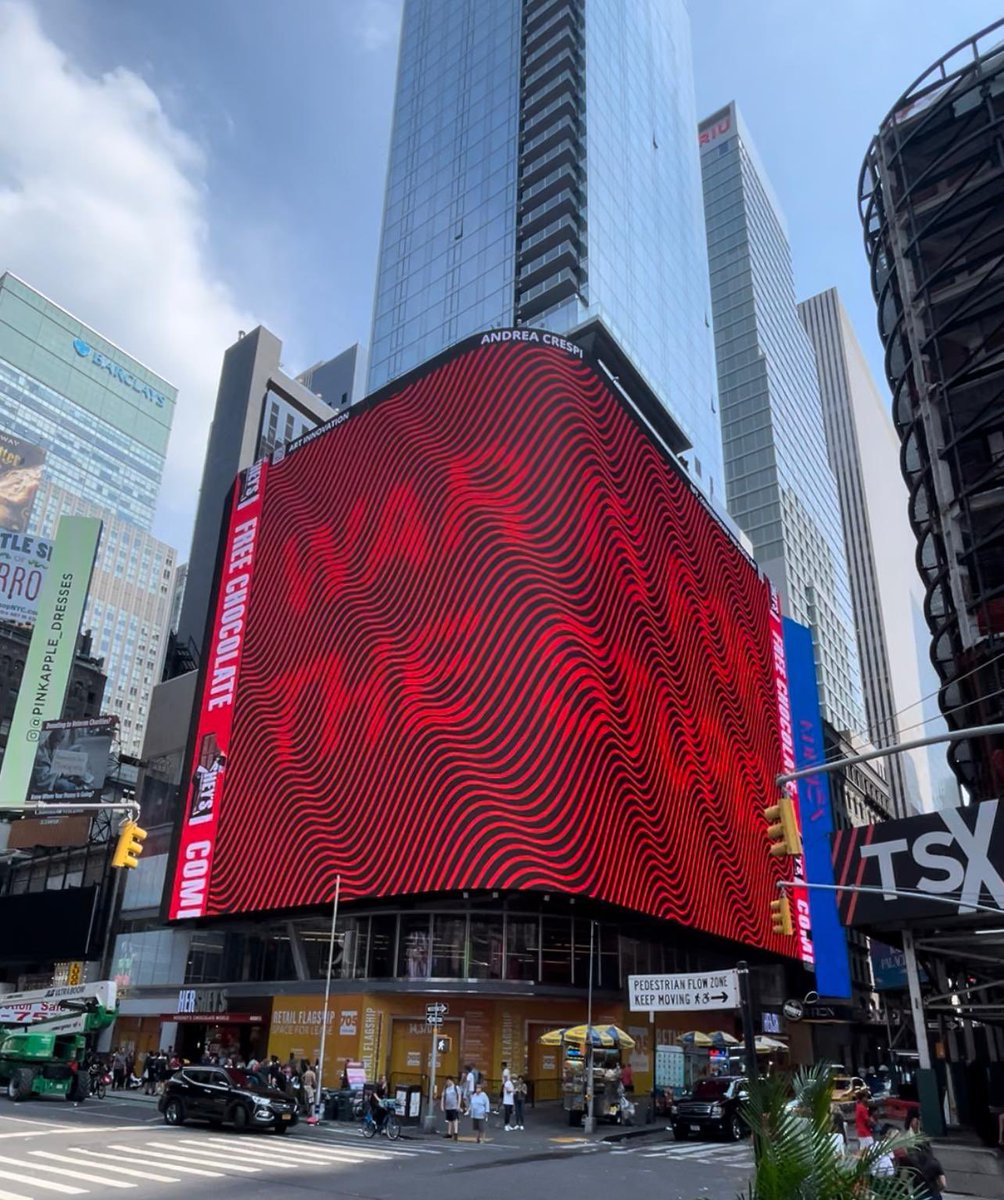 NOW IN TIME SQUARE 🇺🇸 

I ☮️ NY

Thanks to anyone who believed in me, we are only at the beginning 🫂

#ny #timesquare #NFTart #superrare #war #peace #NFTs
