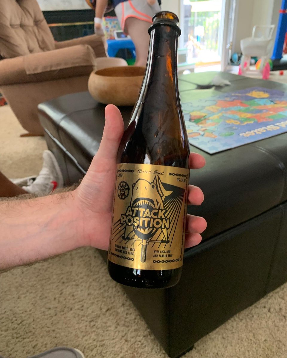 ScottRWarner's tweet photo. An easy cook on my @WeberGrills kettle followed by a wonderful stout from @CrankArmBrew  #attackposition https://t.co/ygXqYDnvFs