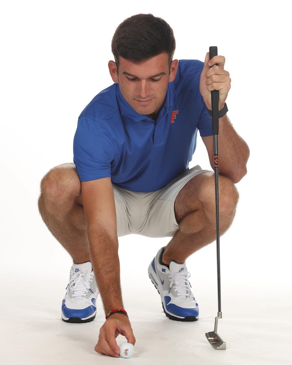 GioManzoGolf's tweet photo. Chomping into year 🖐🐊 @GatorsGolf https://t.co/BW8el4P0U8