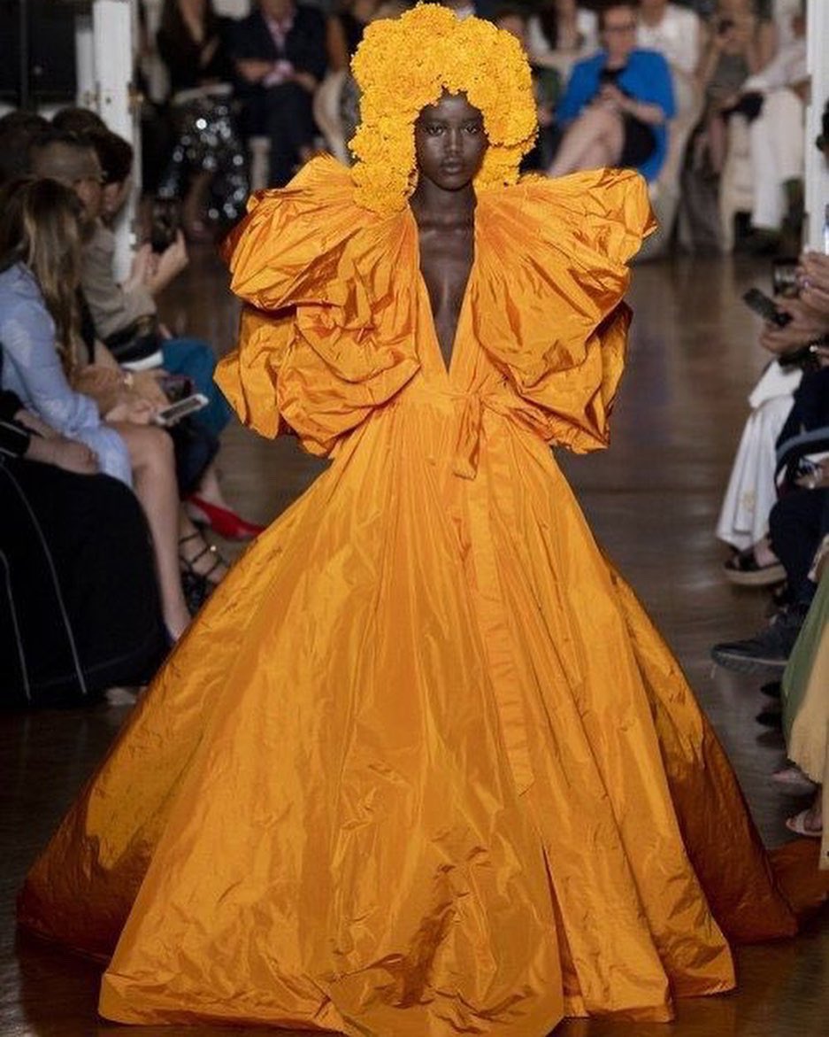 mefeater's tweet photo. We’re still obsessed with this Fall 2018 Valentino look on Adut Akech 🧡 https://t.co/Roor3FOYhG
